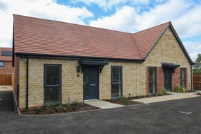 2 bungalows